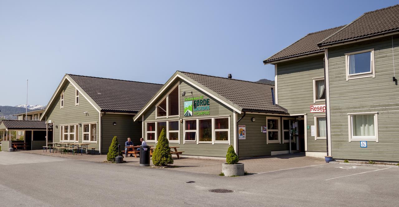Forde Gjestehus Og Camping Exterior foto