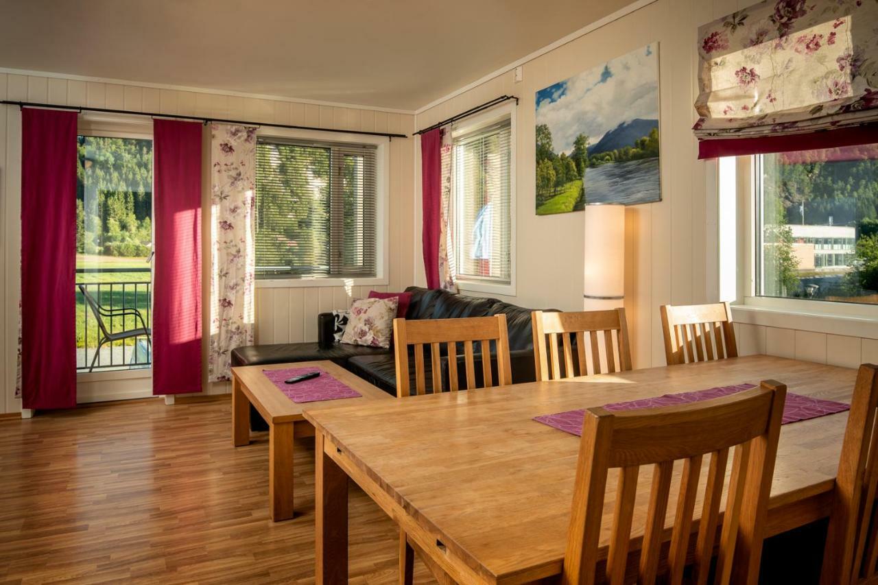 Forde Gjestehus Og Camping Exterior foto