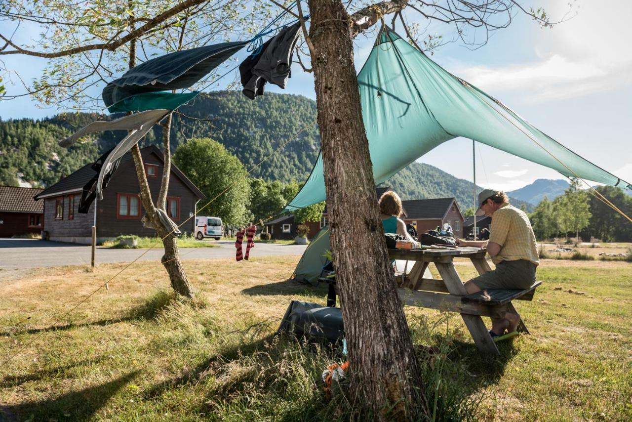 Forde Gjestehus Og Camping Exterior foto